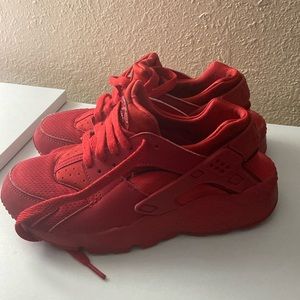 Nike shoes size 4 in kids